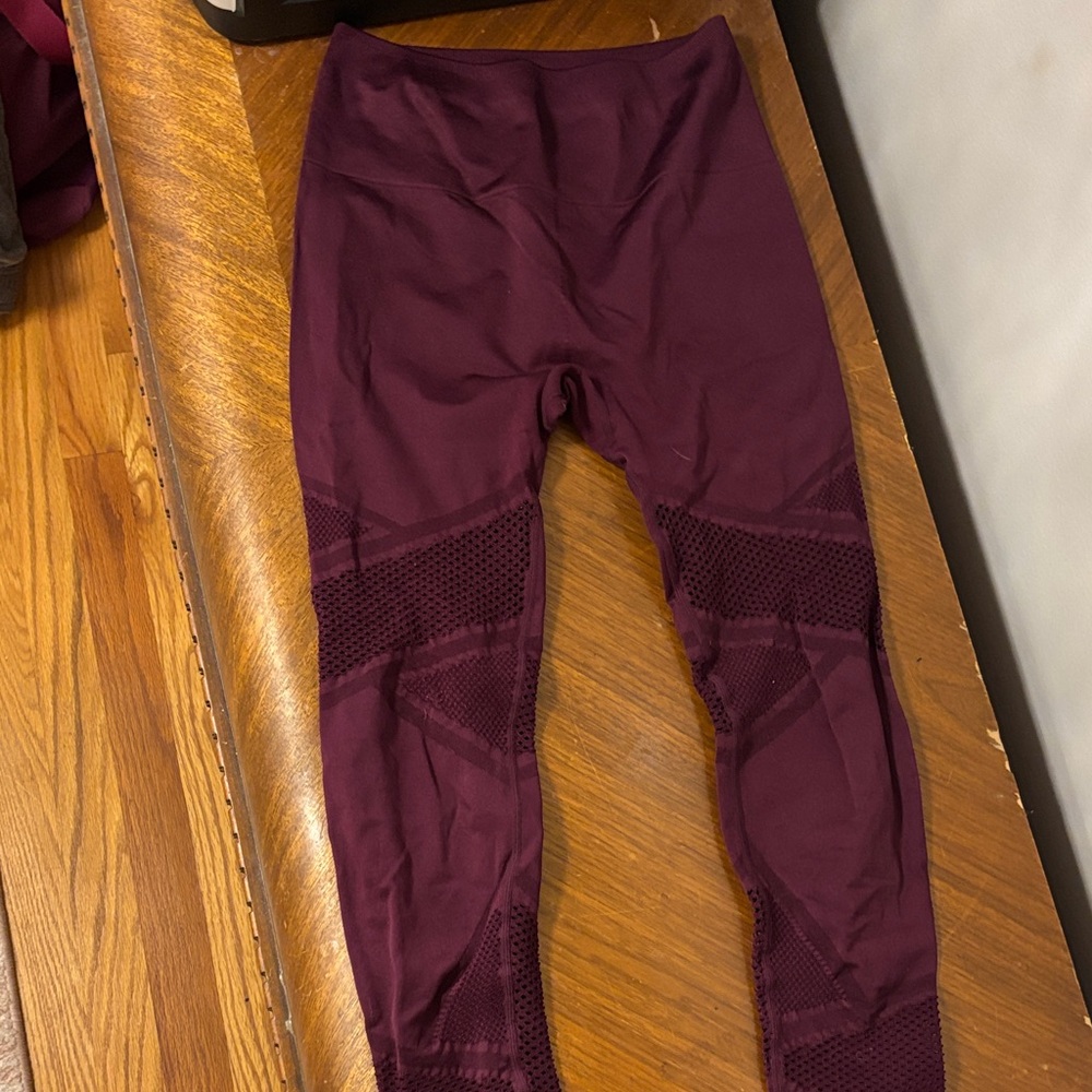 Maroon Leggings